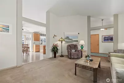 11128 135th Street Ct E, Puyallup, WA 98374 - Photo 5