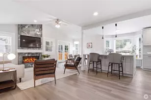 4019 NE 17th St, Renton, WA 98056 - Photo 11