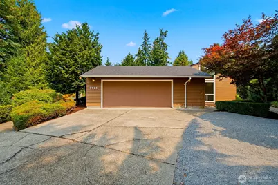 8626 NE 26th Place, Clyde Hill, WA 98004 - Photo 25