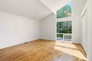 8626 NE 26th Pl, Clyde Hill, WA 98004 - Photo 19