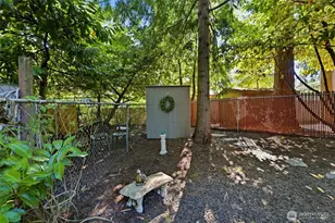 3325 SE Summer Pl, Port Orchard, WA 98366 - Photo 35