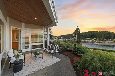 7305 Soundview Drive NW #601, Gig Harbor, WA 98335 - Photo 3