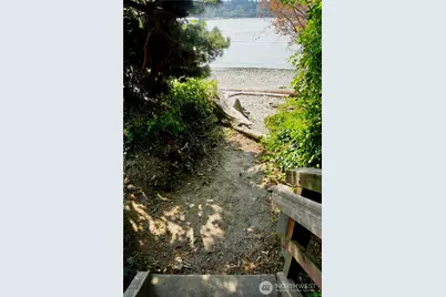 11127 NE Wing Point Drive, Bainbridge Island, WA 98110 - Photo 31