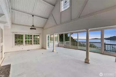 11127 NE Wing Point Drive, Bainbridge Island, WA 98110 - Photo 9