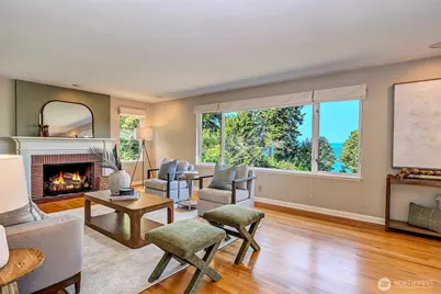 18516 Soundview Place, Edmonds, WA 98020 - Photo 7