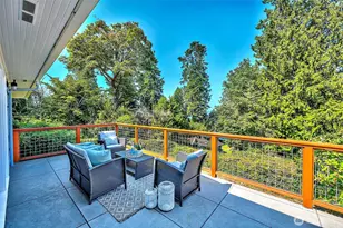 18516 Sound View Pl, Edmonds, WA 98020 - Photo 11