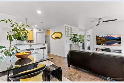 10931 124th Avenue NE #206, Kirkland, WA 98033 - Photo 5
