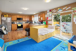 12421 SE 278th Pl, Kent, WA 98030 - Photo 7