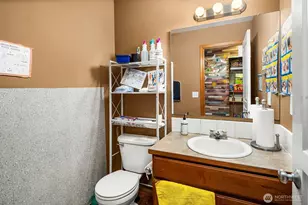 12421 SE 278th Pl, Kent, WA 98030 - Photo 11