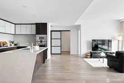 188 Bellevue Way NE #1906, Bellevue, WA 98004 - Photo 9