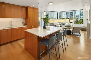 500 106th Ave NE, Bellevue, WA 98004 - Photo 3