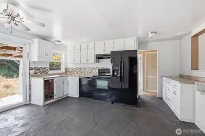 232 Bridgeway, Everett, WA 98201 - Photo 11