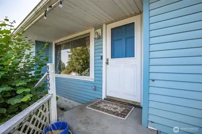 232 Bridgeway, Everett, WA 98201 - Photo 3