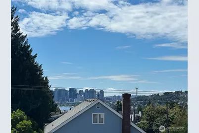 4308 Wallingford Avenue N #C, Seattle, WA 98103 - Photo 31
