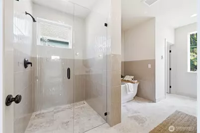 11737 40th Avenue NE #A, Seattle, WA 98125 - Photo 21