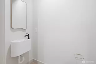 11737 40th Ave NE, Seattle, WA 98125 - Photo 13