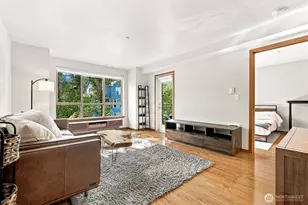 412 11th Ave, Seattle, WA 98122 - Photo 3