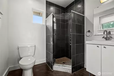 1912 E Union Street, Seattle, WA 98122 - Photo 17