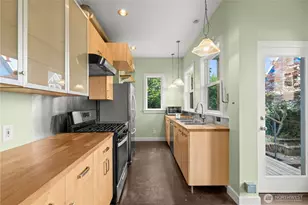 1912 E Union St, Seattle, WA 98122 - Photo 11