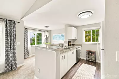12404 E Gibson Road #L306, Everett, WA 98204 - Photo 9