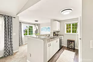 12404 E Gibson Rd, Everett, WA 98204 - Photo 9
