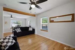 926 16th St SW, Puyallup, WA 98371 - Photo 7