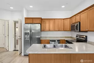 8821 SE 39th St, Mercer Island, WA 98040 - Photo 35