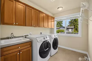 8821 SE 39th St, Mercer Island, WA 98040 - Photo 21