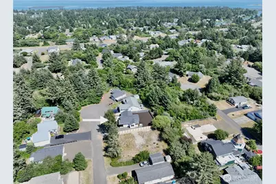 821 Shark Court SW, Ocean Shores, WA 98569 - Photo 31