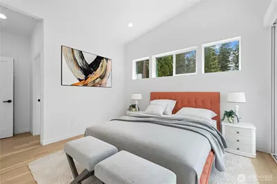 12013 36th Avenue NE, Seattle, WA 98125 - Photo 9
