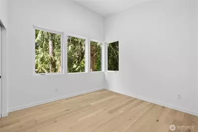 12013 36th Avenue NE, Seattle, WA 98125 - Photo 13