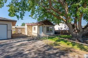 2104 W Spruce St, Moses Lake, WA 98837 - Photo 5