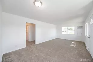 2104 W Spruce St, Moses Lake, WA 98837 - Photo 7