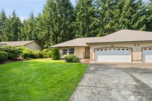 170 E Beaumont Dr, Shelton, WA 98584 - Photo 1