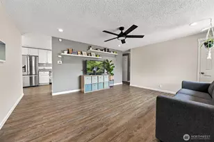1008 13th St SW, Puyallup, WA 98371 - Photo 5