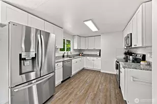 1008 13th St SW, Puyallup, WA 98371 - Photo 7