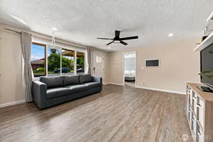 1008 13th St SW, Puyallup, WA 98371 - Photo 3