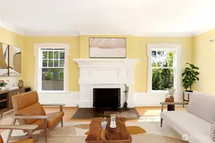 214 13th Ave E, Seattle, WA 98102 - Photo 5