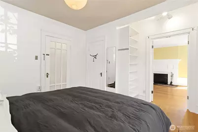 214 13th Avenue E #2, Seattle, WA 98102 - Photo 17