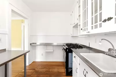 214 13th Avenue E #2, Seattle, WA 98102 - Photo 15