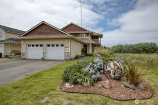 507 Sand Dune Ave SW, Ocean Shores, WA 98569 - Photo 3