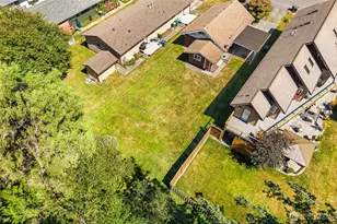 1704 22nd St, Bellingham, WA 98225 - Photo 37