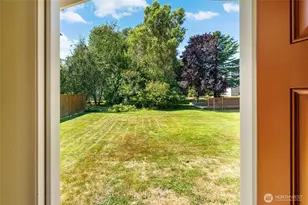 1704 22nd St, Bellingham, WA 98225 - Photo 21