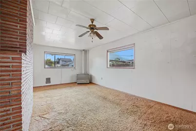 1919 S 15th Street, Mount Vernon, WA 98274 - Photo 13