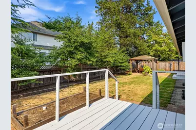 10404 NE 198th Street, Bothell, WA 98011 - Photo 33