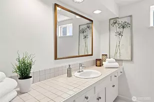 12168 SE 17th Pl, Bellevue, WA 98005 - Photo 25