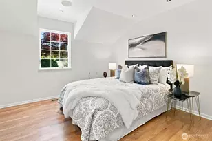 12168 SE 17th Pl, Bellevue, WA 98005 - Photo 19