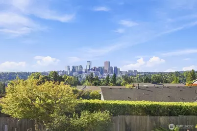 12168 SE 17th Place, Bellevue, WA 98005 - Photo 9