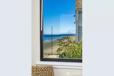 15670 NE Point Monroe Drive, Bainbridge Island, WA 98110 - Photo 19