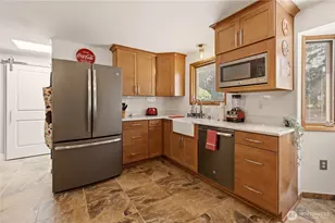 9219 Elwood Dr SW, Lakewood, WA 98498 - Photo 7